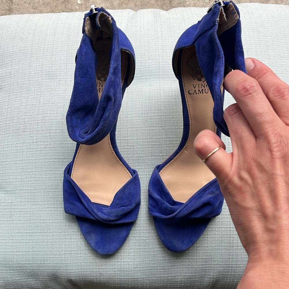 VINCE CAMUTO | Heel Open Toe Ankle Strap - Picture 2 of 6